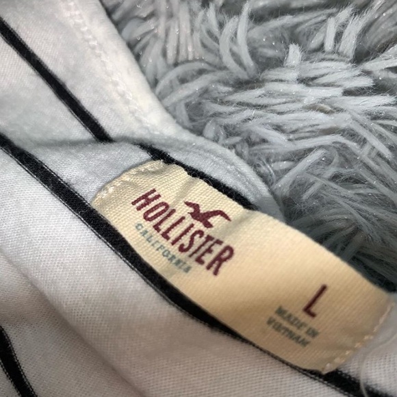 Off the shoulder crop top - Picture 2 of 2